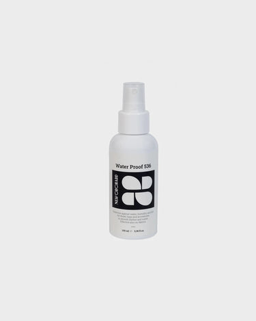 Sustainable shoe waterproofing spray