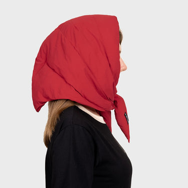 Deep red recycled wool free scarf eco friendly accessory