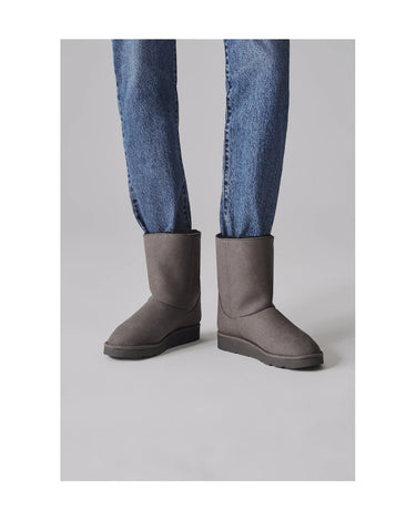 Luxury grey vegan boots – ethical and stylish