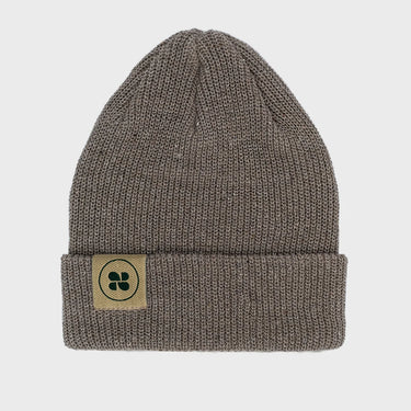 Beige knit beanie from recycled materials – eco accessory
