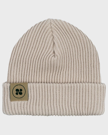 Warm beige ribbed beanie – cold-weather essential